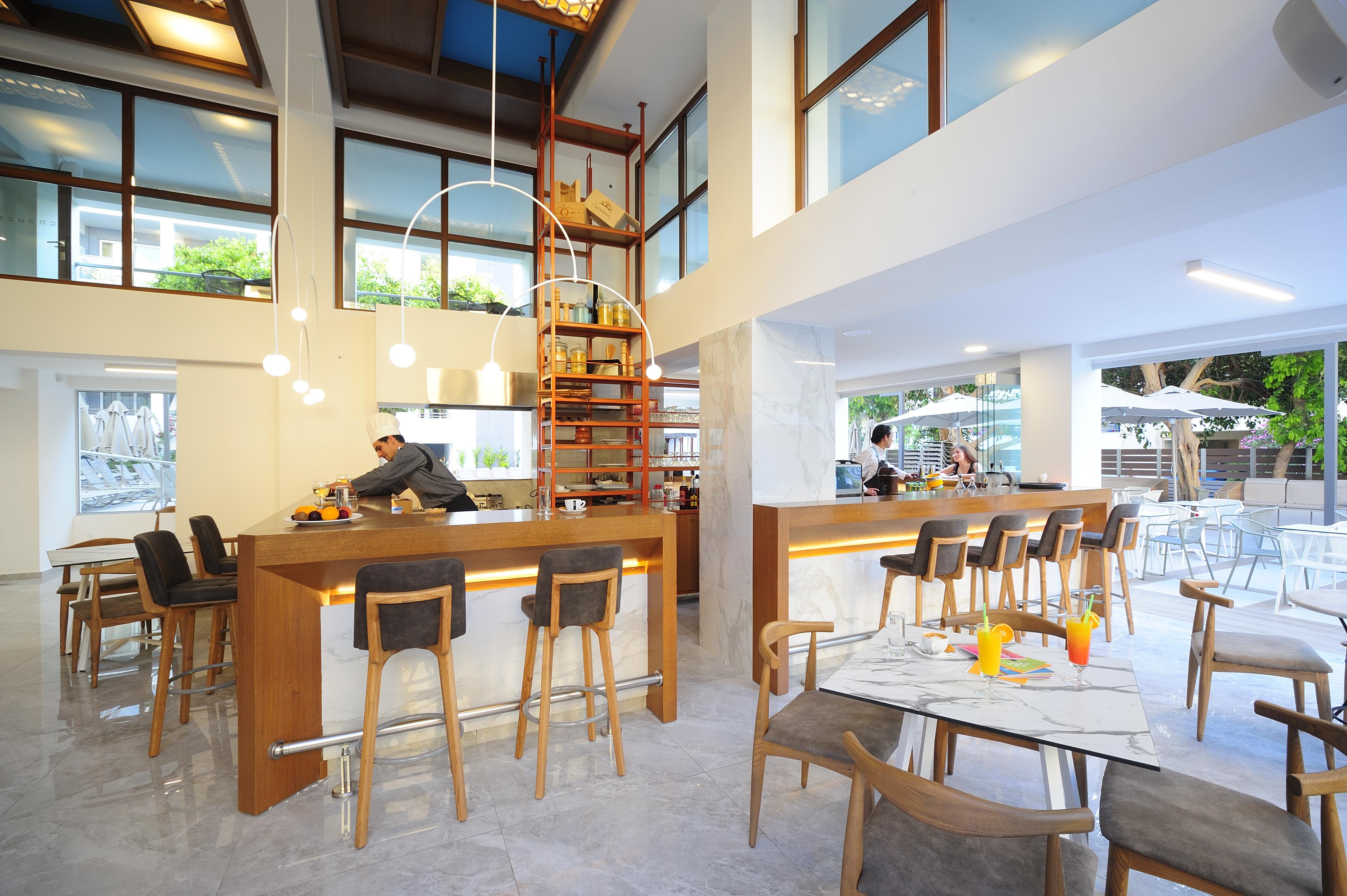 Atrium Ambiance Hotel (Adults Only) Rethymno Exterior foto